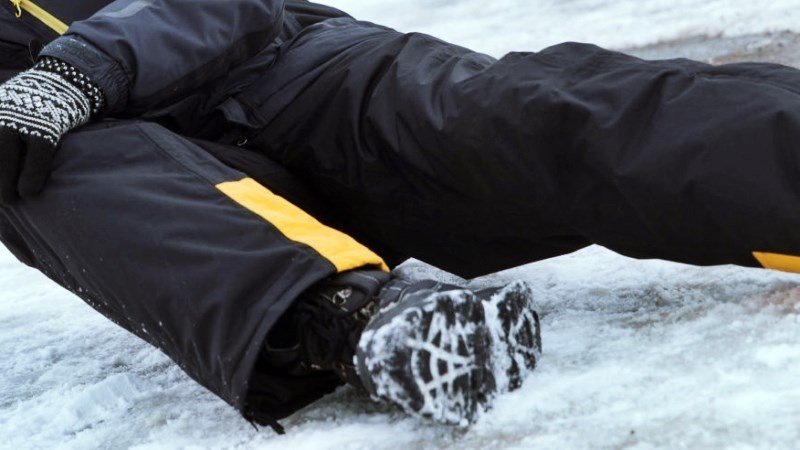 Падение и травмы на льду